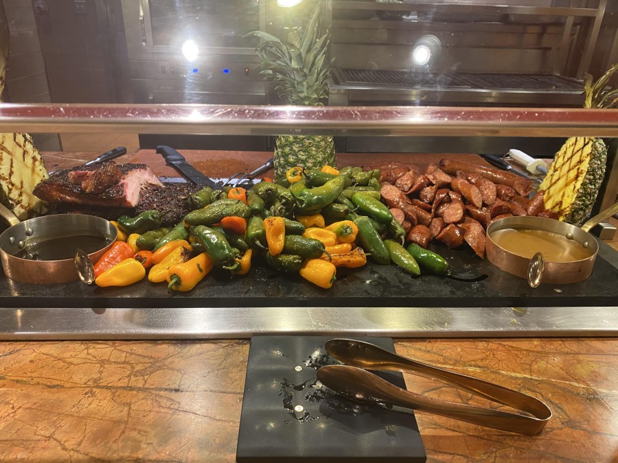 For foodies on the go, this buffet is the ultimate Vegas pit stop.