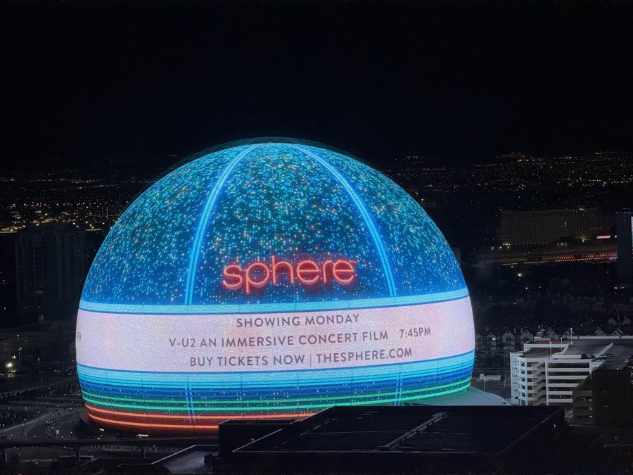 The kids will be mesmerized by the changing digital displays lighting up the night.