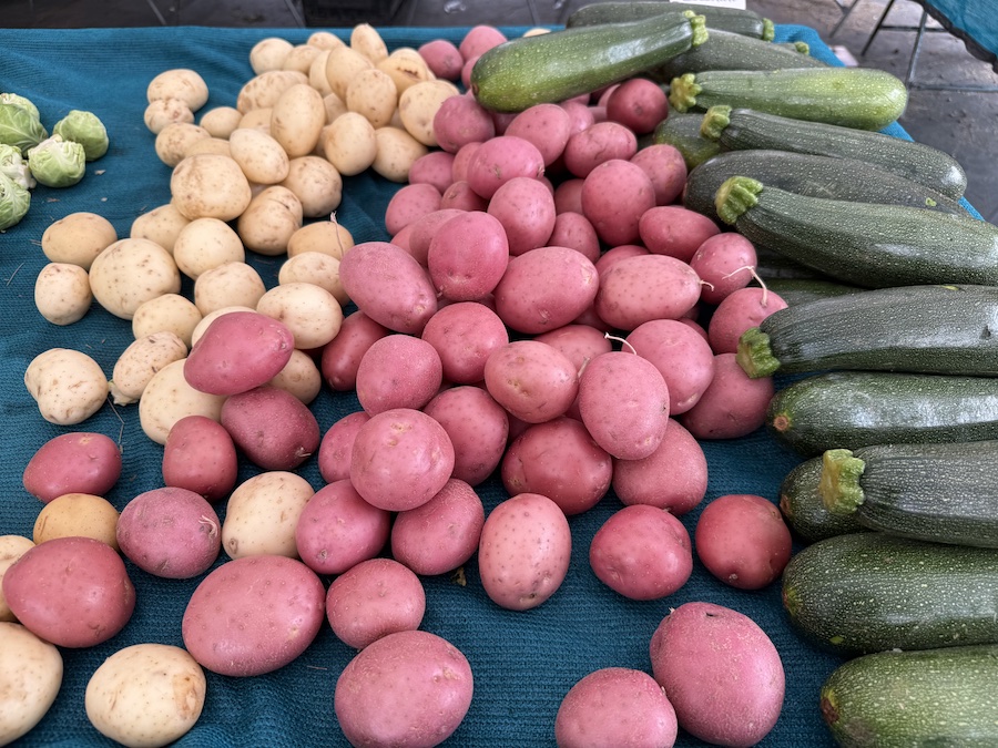 A colorful assortment of fresh vegetables on display.