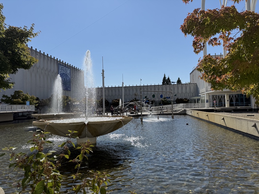 Large outdoor fountain near the center’s main entrance.