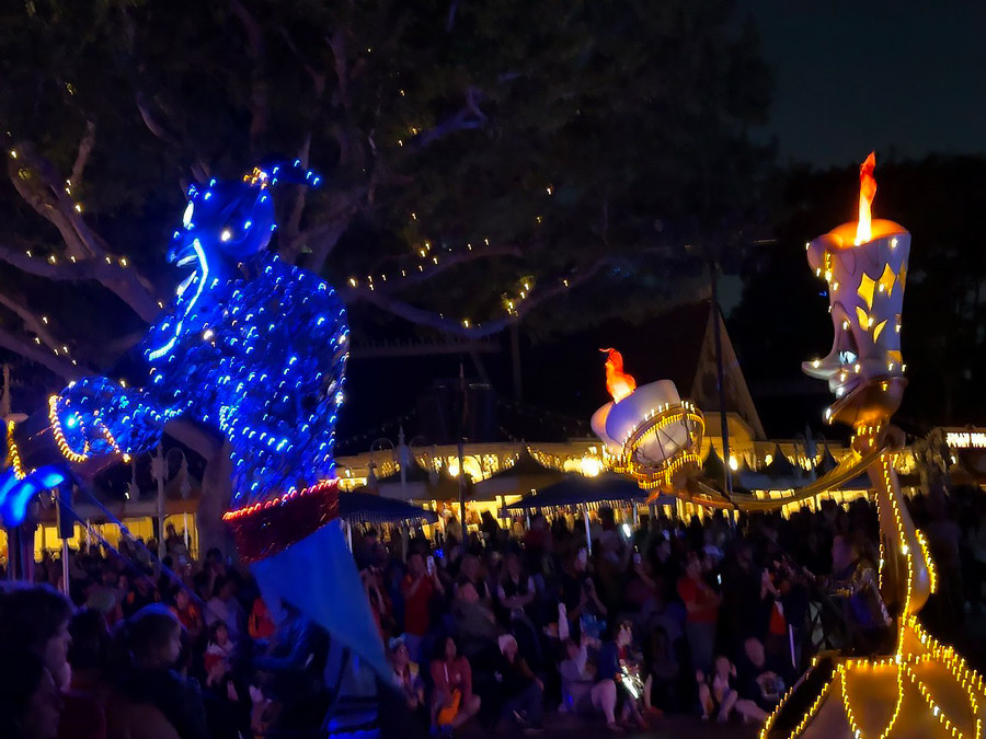Paint the Night Parade, Disneyland Park