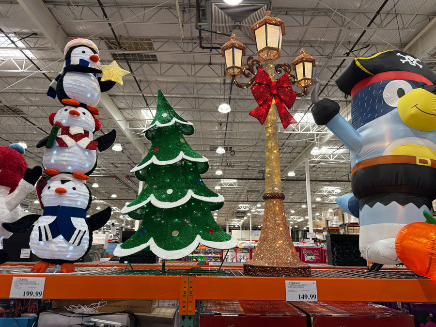 6’ Stacked Penguins and Tree with Twinkle LEDs at Costco