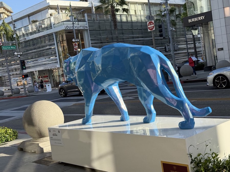 Striking Blue Panther artwork by Richard Orlinski.