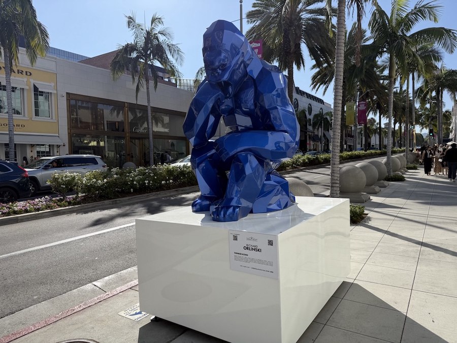 Thinker Kong statue blending art and strength in Beverly Hills.