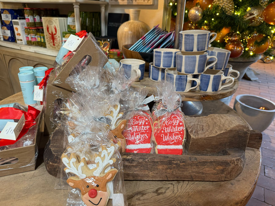 Christmas Treats 2025 at Roger's Gardens