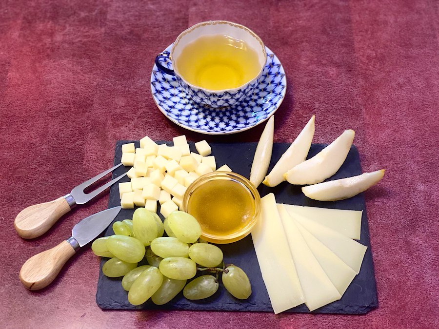 An example of serving a cheese plate.