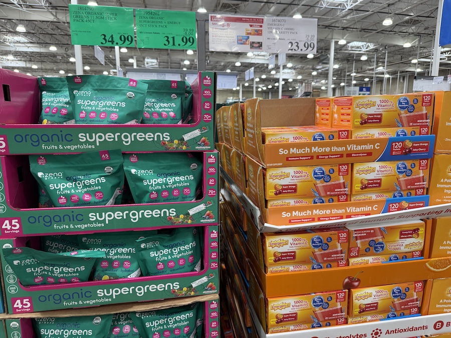 Box of convenient single-serve green superfood packets.