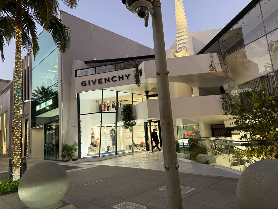 Givenchy Rodeo Drive