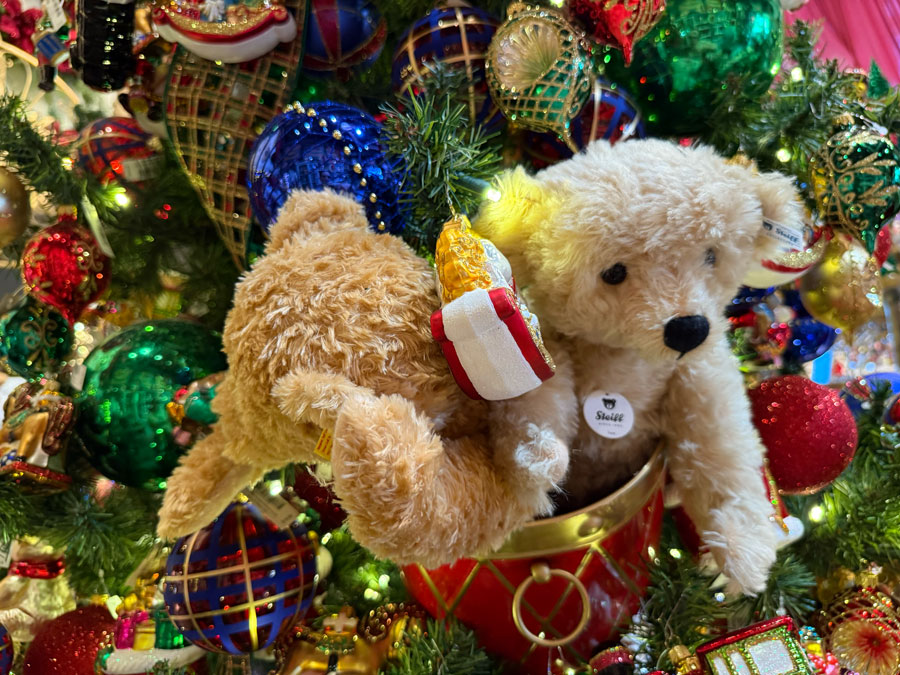Steiff teddy bears at Roger's Gardens