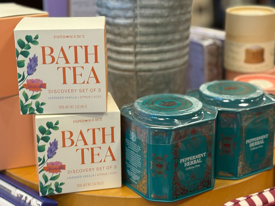 BATH TEA discovery sets at Barnes & Noble