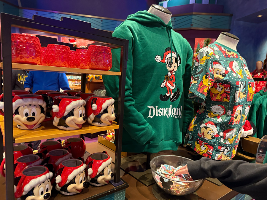 Bright green Mickey-Santa hoodie - Disneyland