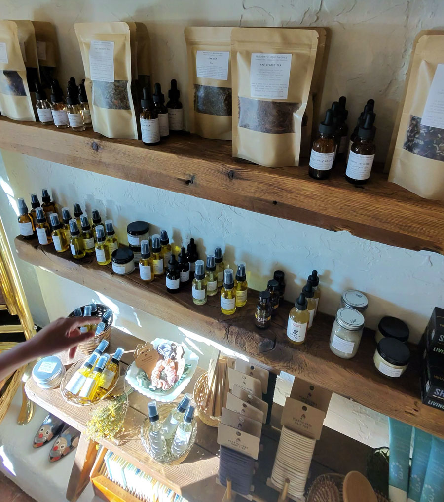 Essential oils and herbal teas - Mother's Apothecary organic store