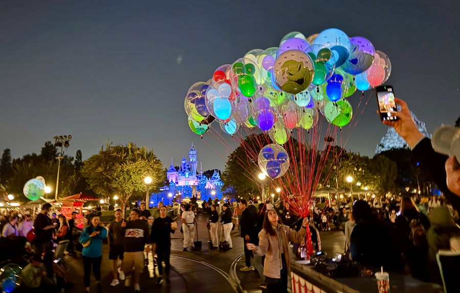 Sleeping Beauty's castle in the evening lights - Disneyland