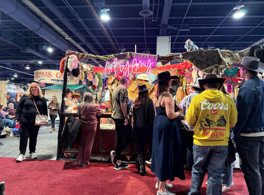 Art by Amy standat the Cowboy Christmas 2025 event