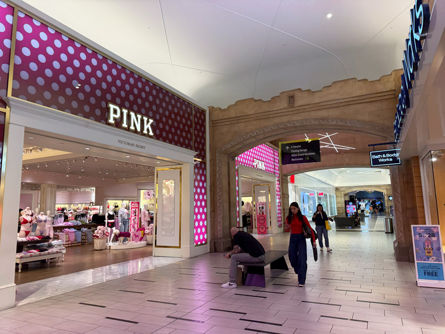 PINK by Victoria's Secret