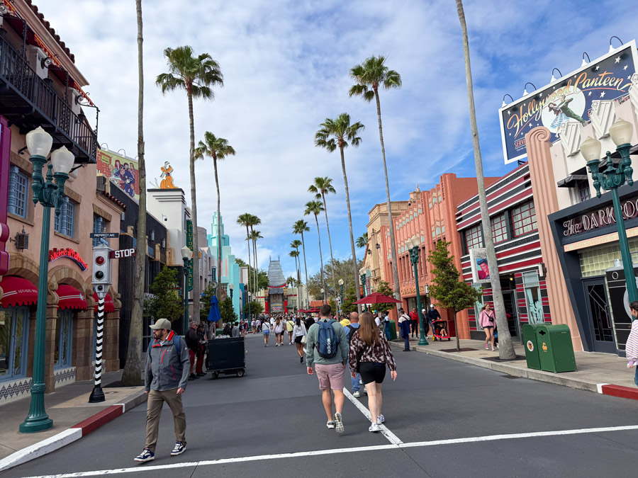 Hollywood Boulevard - Disney Hollywood Studios, street-view.