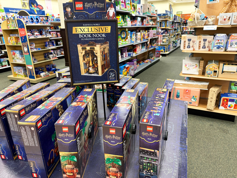 Barnes & Noble exclusive Harry Potter Dumbledore’s Office book nook display