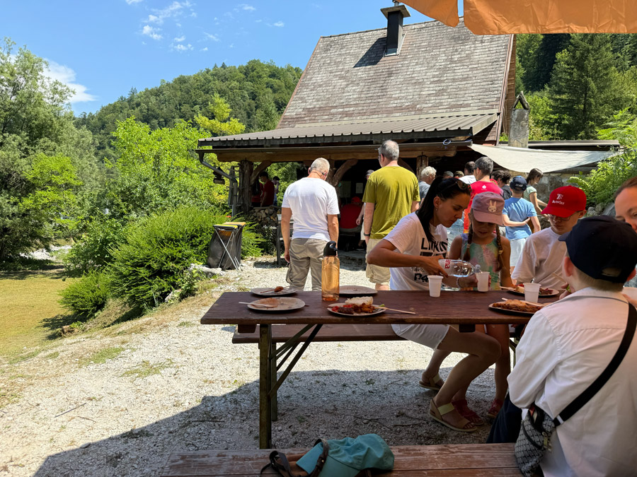 Participants enjoying an outdoor meal at BuWizz Gathering 2026